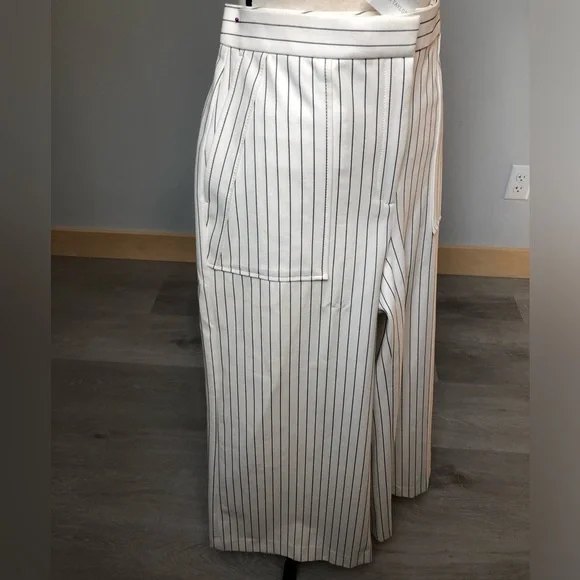 NEW Ann Taylor Cream Pinstripe Wide Leg Pant Size 12 - Picture 5 of 11